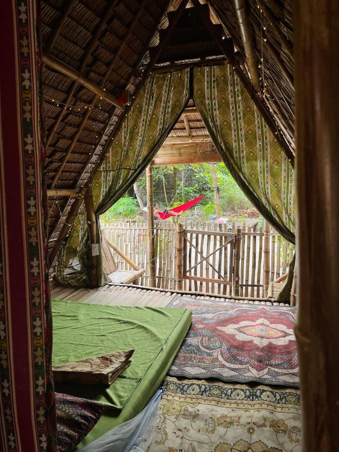 Tribal Huts Community Hostel Daanbantayan Bagian luar foto